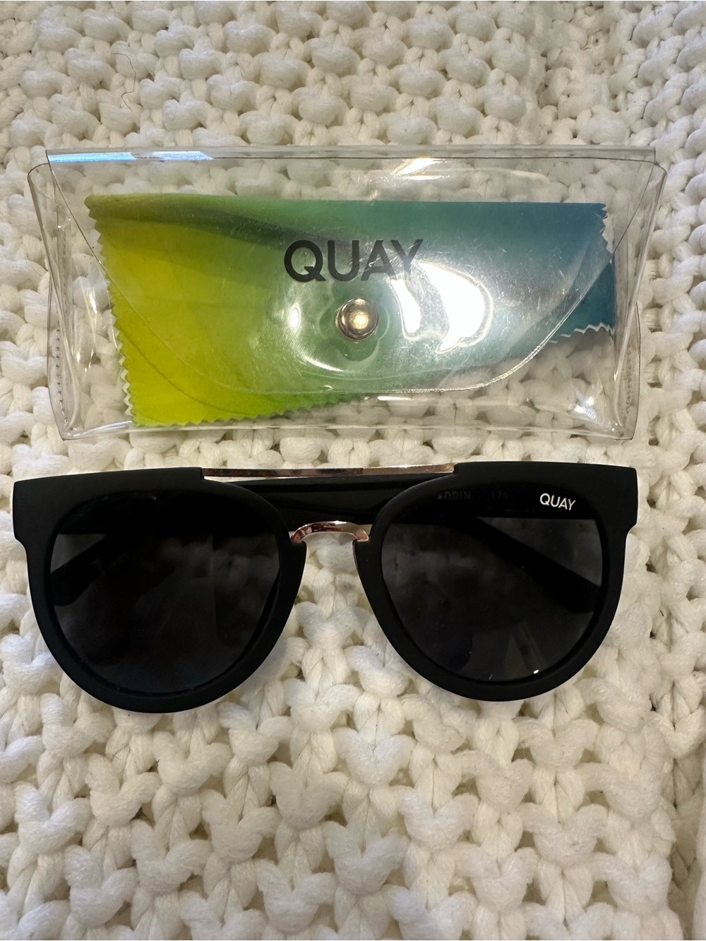Quay Australia Black Round-Top Sunglasses with Clear Case